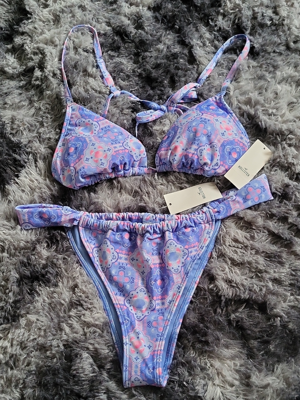 NWT Hollister Women’s Paisley Floral Print Triangle Bikini -Wide Strap Cheekiest